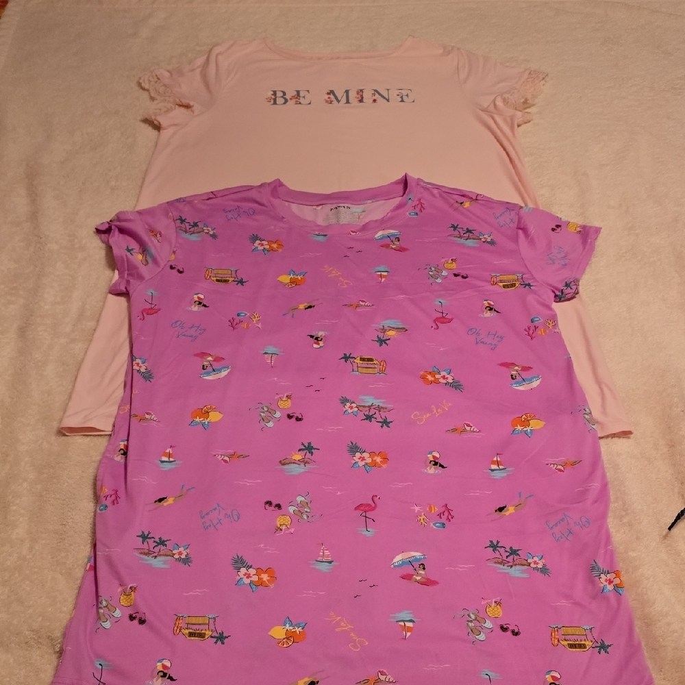 Pink and Purple Graphic T-Shirts